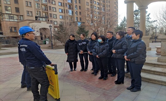 15.永乐国际 · 嘉邑小区开展电梯清静知识培训_副本.jpg