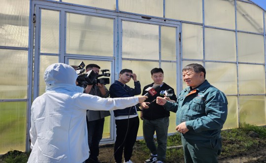 2024年5月24日，，，，，农业总公司副总司理侯正发接受《守望都会》采访_副本.jpg