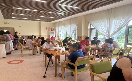 2024年8月10日，，，，，，，，养老公司“亲亲邻里食堂”盛大开业_副本.jpg